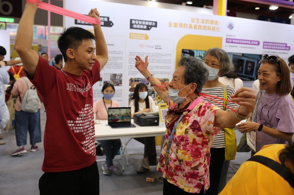 現場民眾互動熱烈