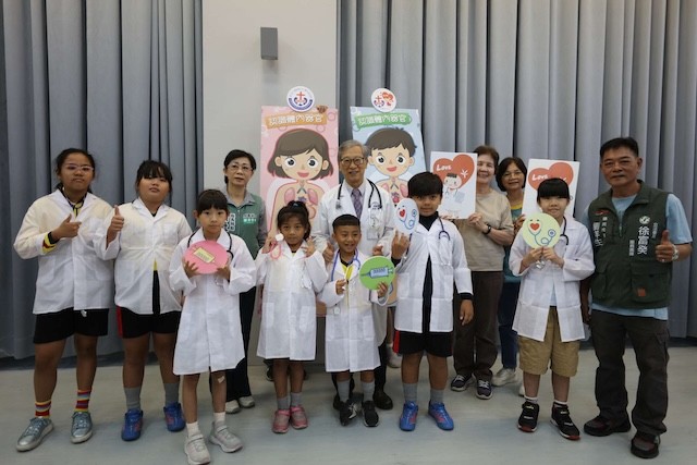 Hengchun Christian Hospital and MMU Students Launch Children's Medical Camp